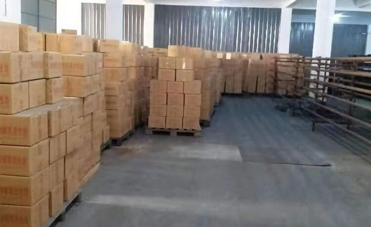 特種<a href=http://www.aircooling.cn/fwzhxt/ target=_blank class=infotextkey>蜂窩活性炭</a>包裝
